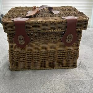 HARRODS VINTAGE Brown Wicker Basket Rare Find Brass Hardware